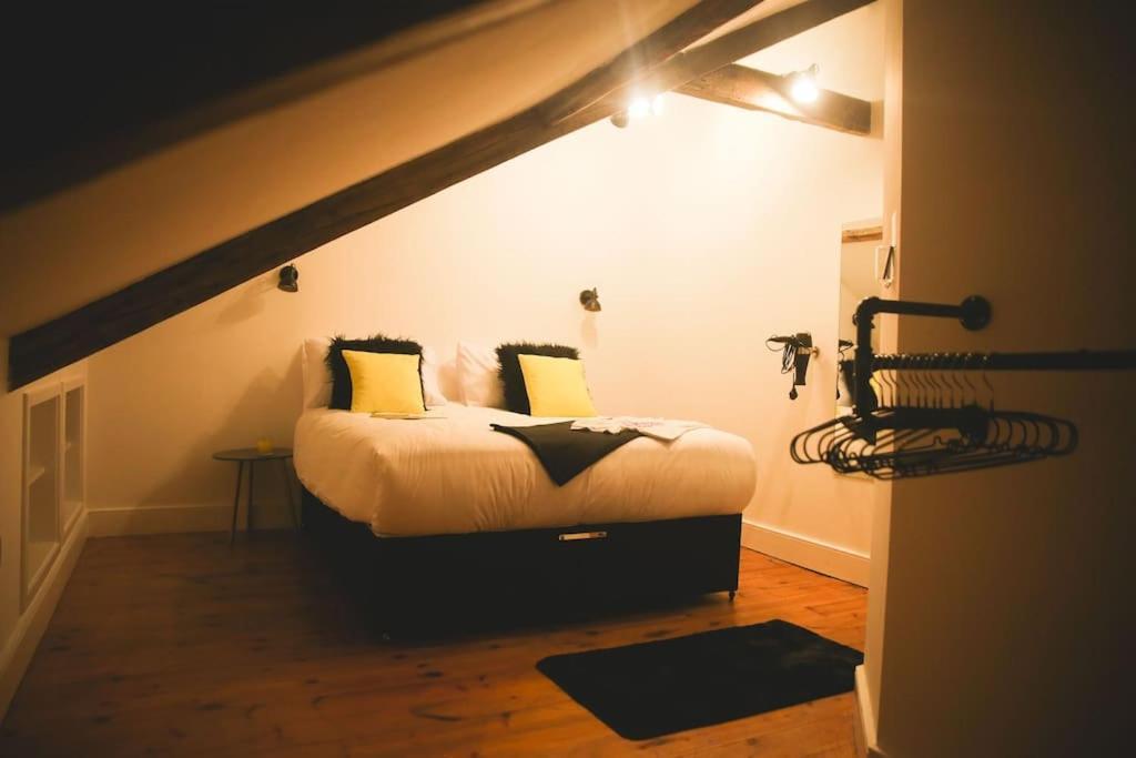 Games And Movies Lounge 7 Bed City Centre Apartment 뉴캐슬어폰타인 외부 사진