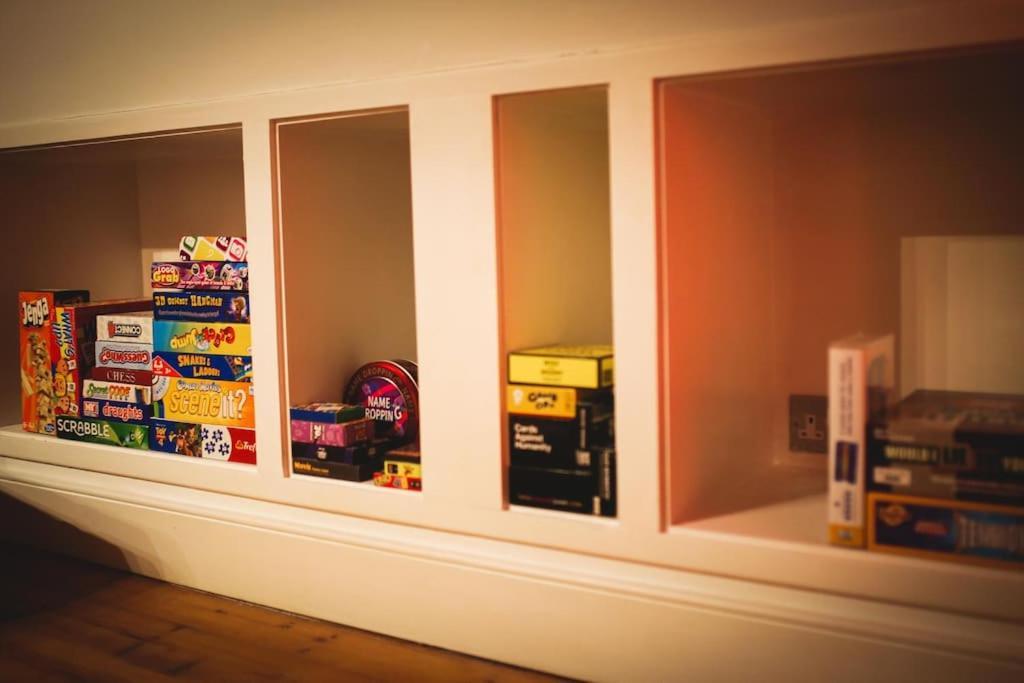 Games And Movies Lounge 7 Bed City Centre Apartment 뉴캐슬어폰타인 외부 사진